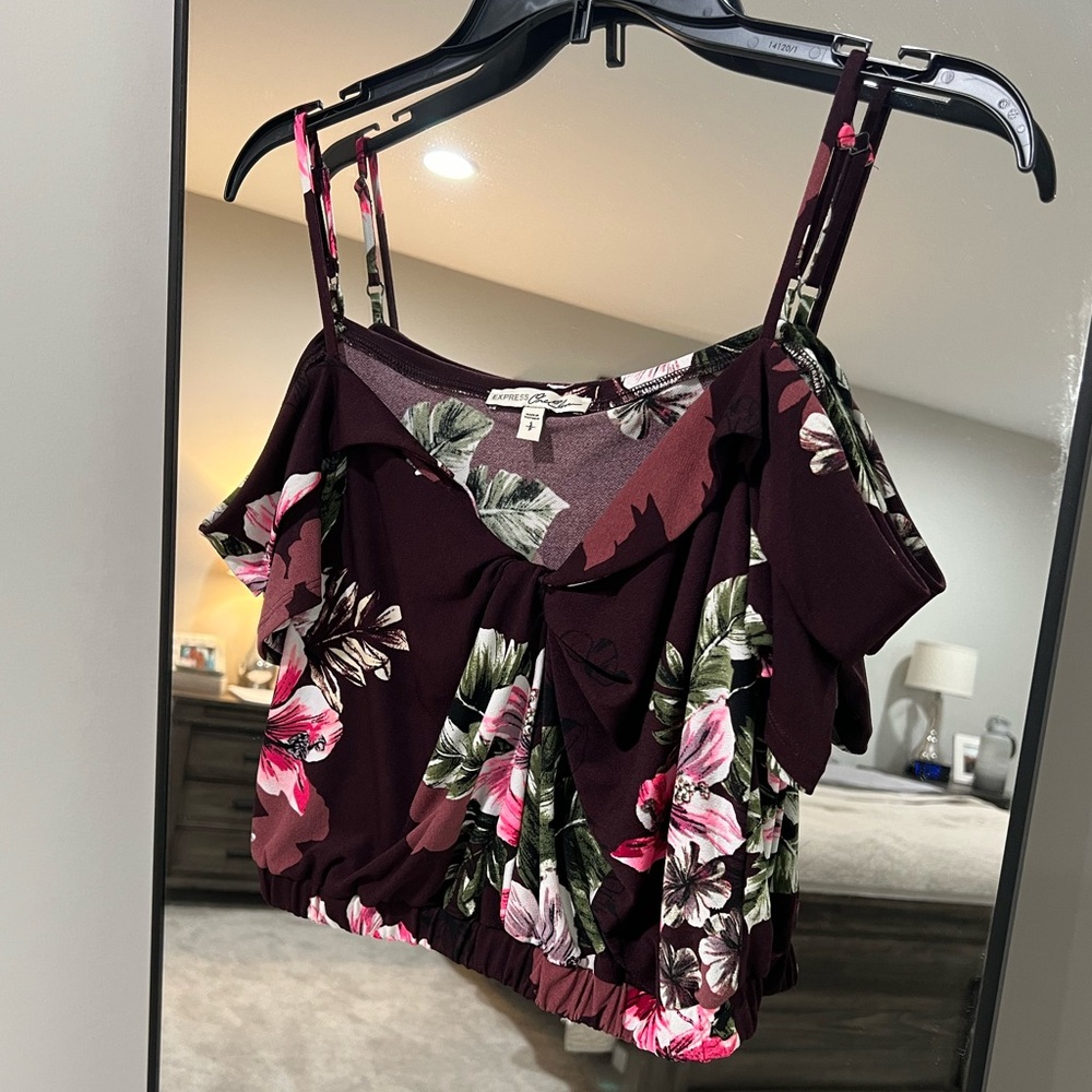 Express: Size Small, Cinched Waist, Cold Shoulder, Crop Top